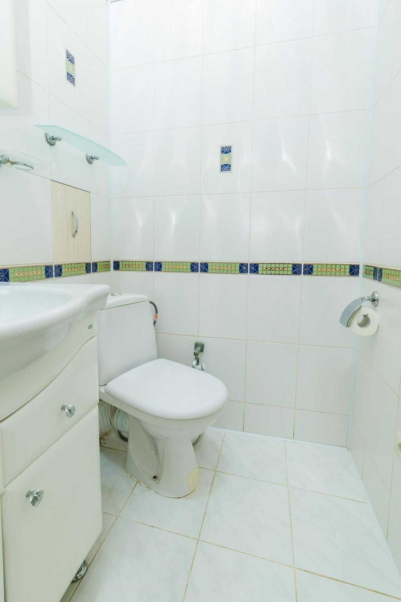 Квартира Антиквара У Центрі Полтави Мережа Alexapartments Документи Для Відряджень Безконтатне Заселення Цілодобово Poltava Dış mekan fotoğraf