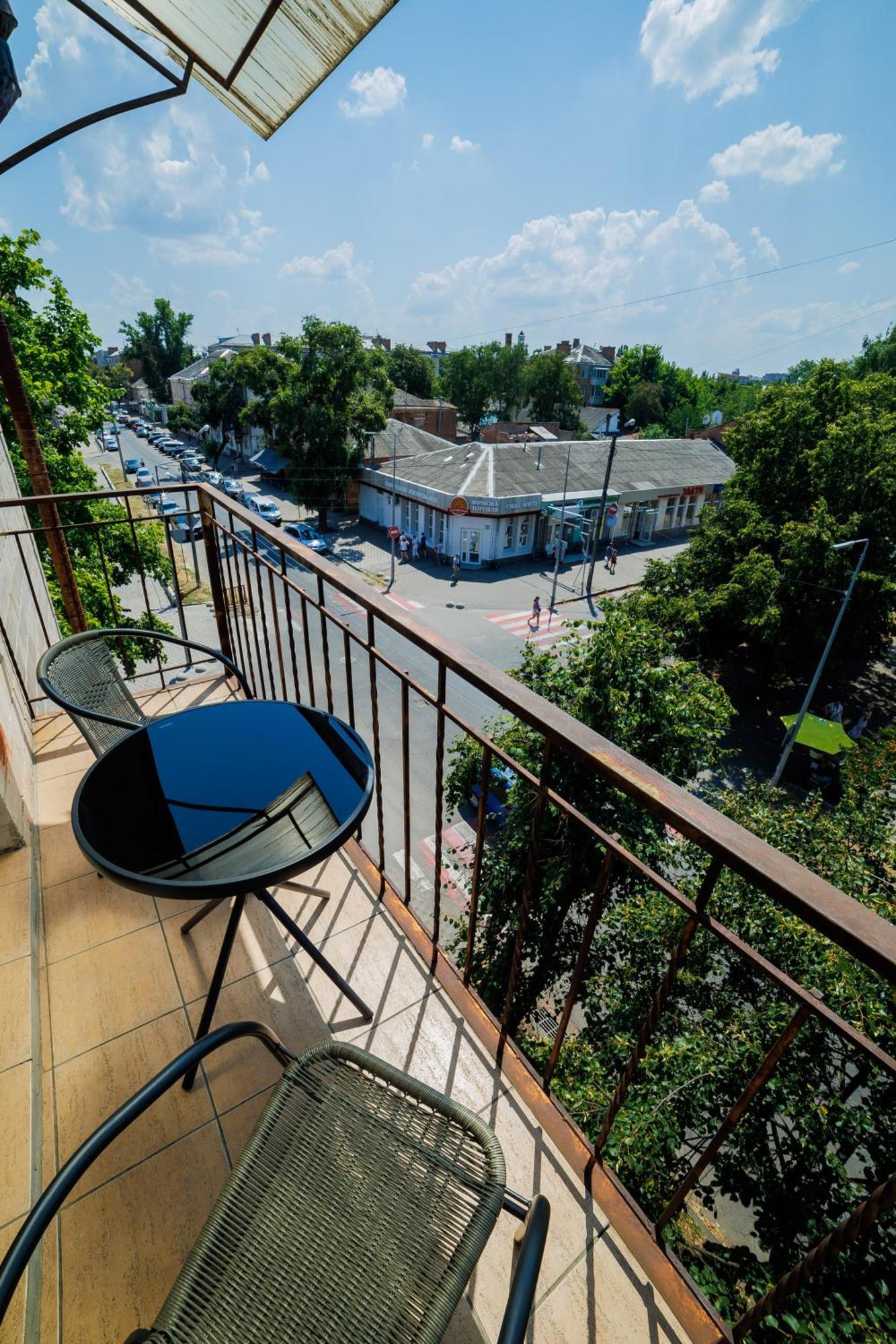 Квартира Антиквара У Центрі Полтави Мережа Alexapartments Документи Для Відряджень Безконтатне Заселення Цілодобово Poltava Dış mekan fotoğraf