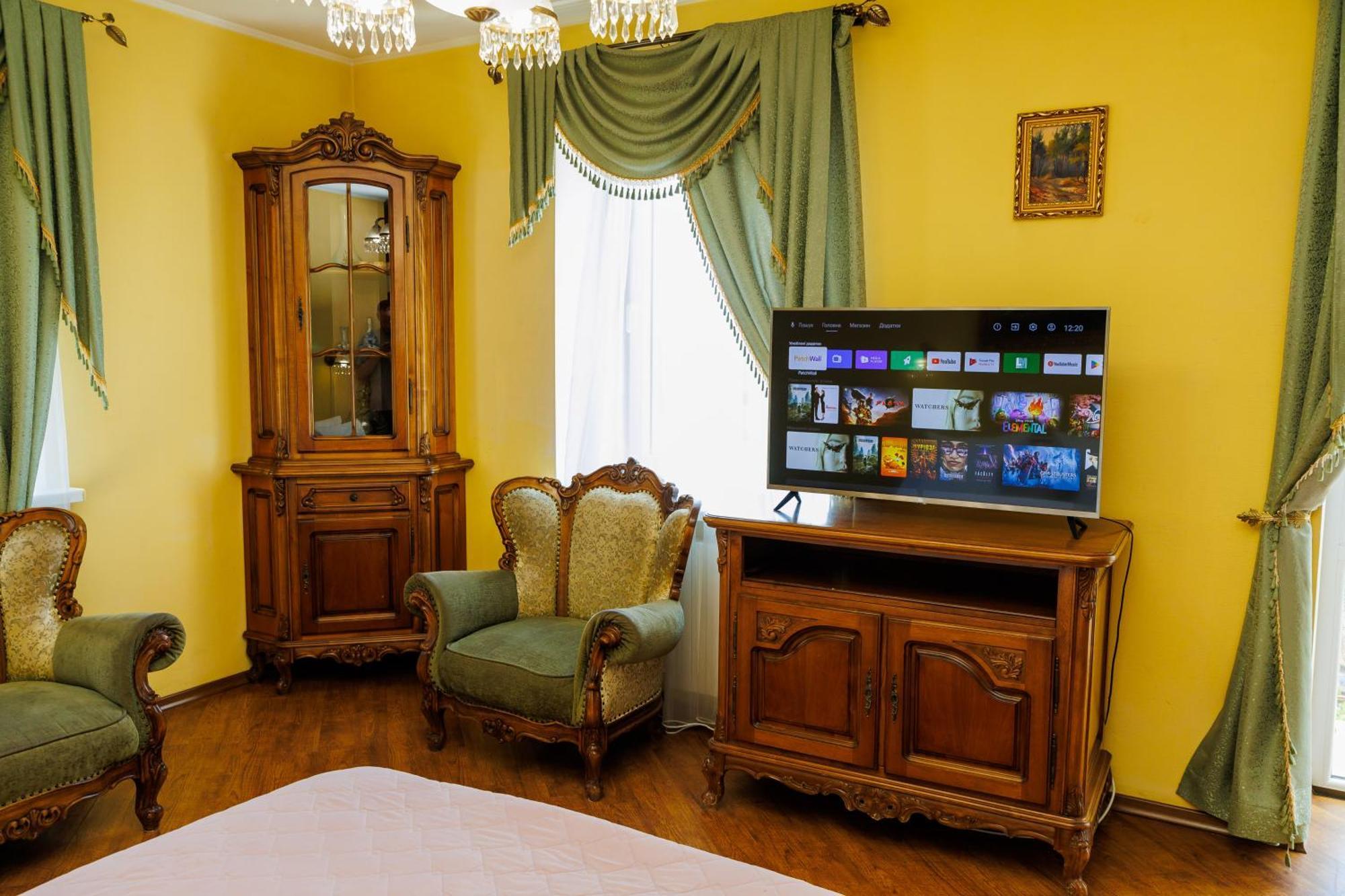 Квартира Антиквара У Центрі Полтави Мережа Alexapartments Документи Для Відряджень Безконтатне Заселення Цілодобово Poltava Dış mekan fotoğraf