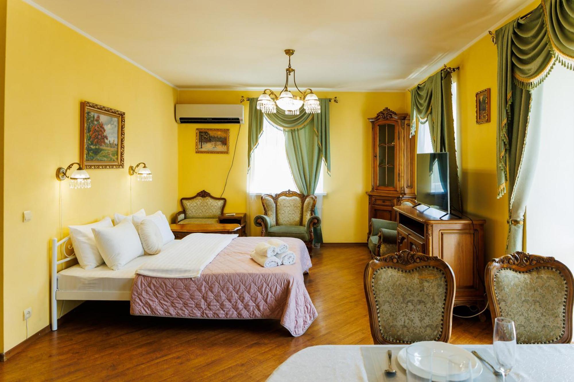 Квартира Антиквара У Центрі Полтави Мережа Alexapartments Документи Для Відряджень Безконтатне Заселення Цілодобово Poltava Dış mekan fotoğraf